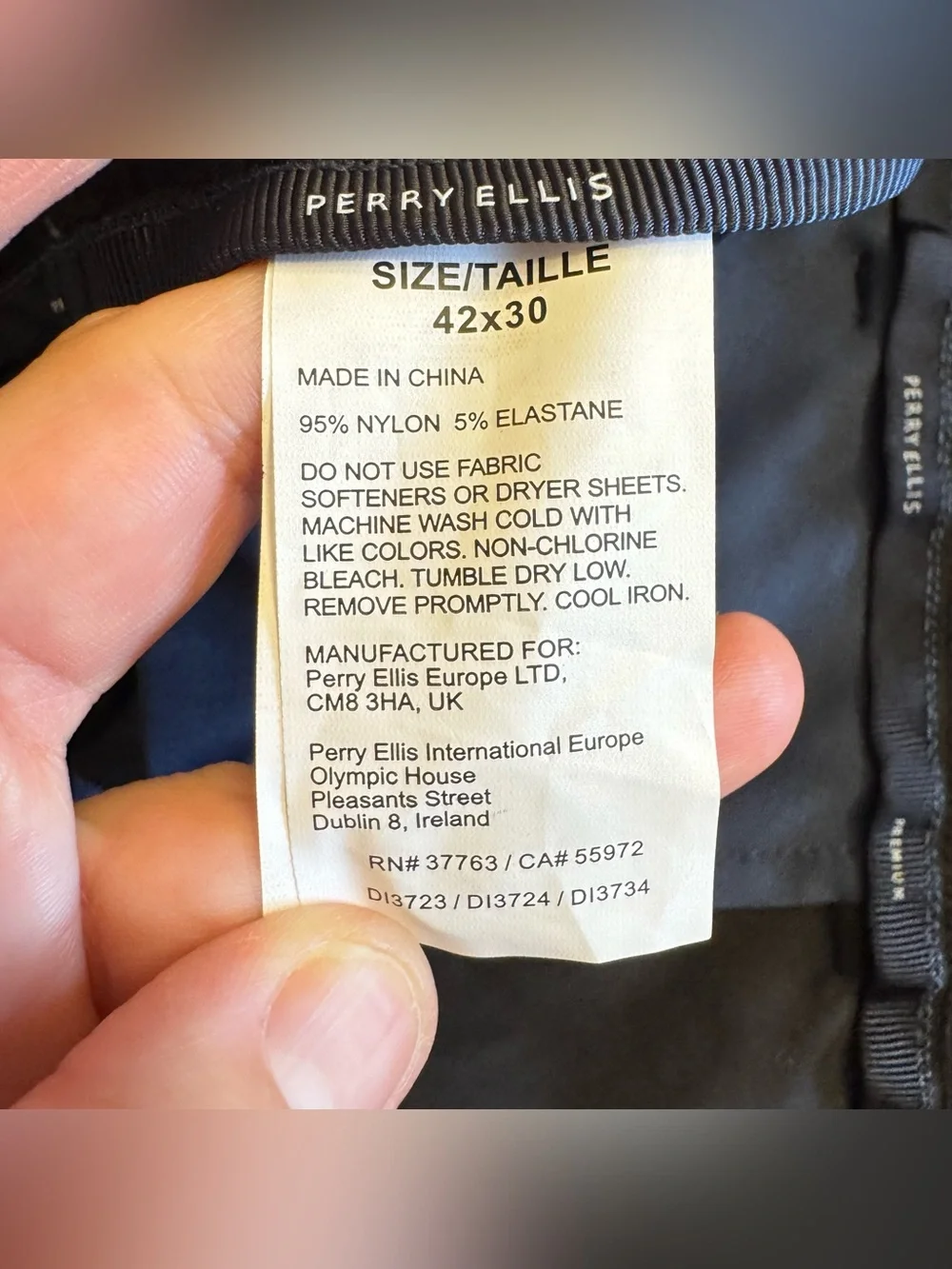 Perry Ellis Premium Mens 42x32 Black Dress Pants Premium Flex Wrinkle Resistant